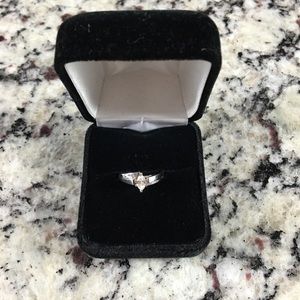 AUTHENTIC Diamond Marquise Engagement Ring